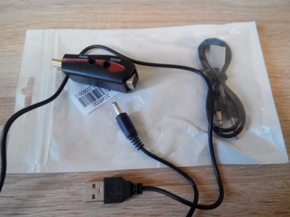  HDMI  VGA +3.5 audio